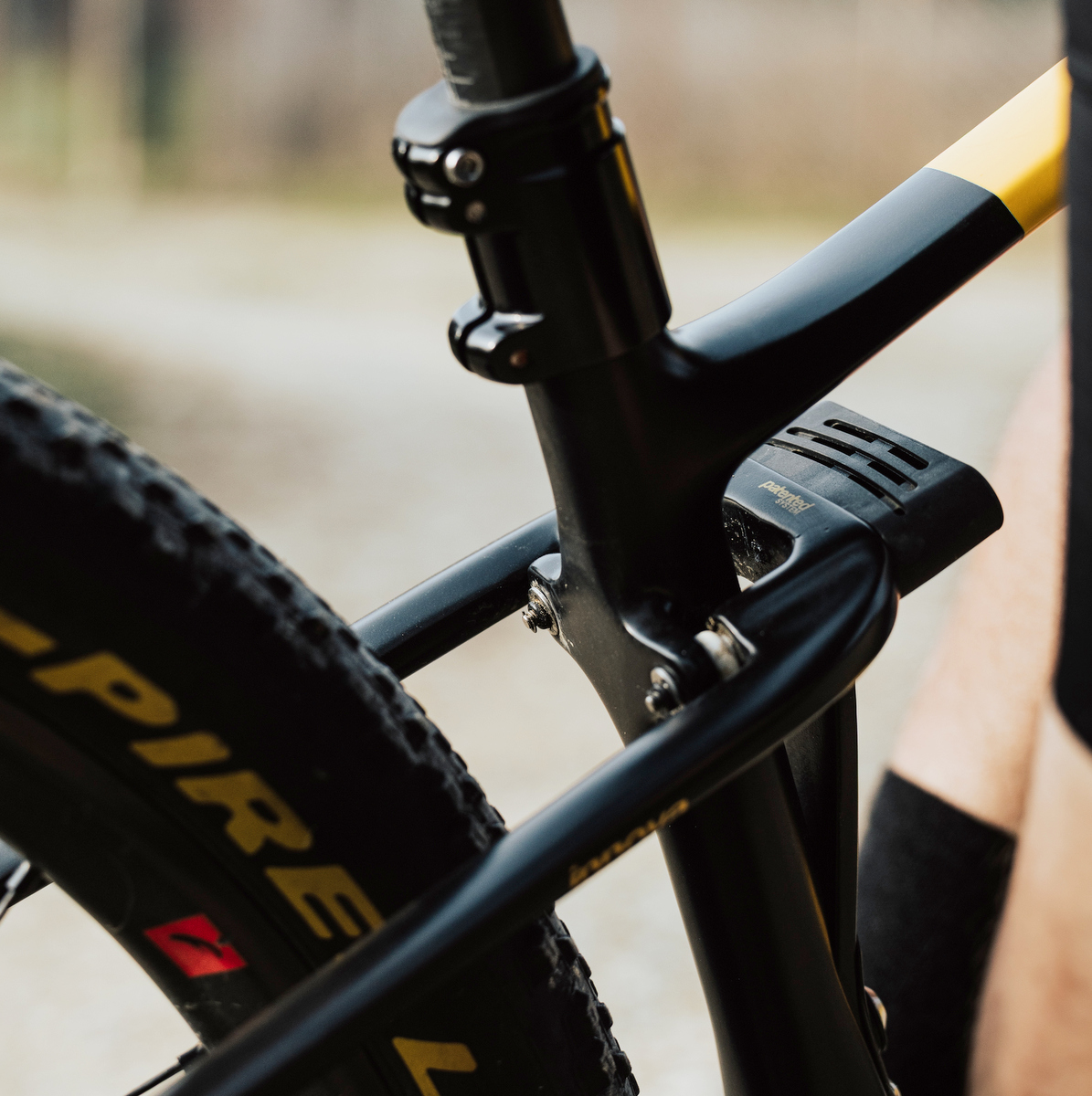 Lee Cougan Innova Super Gravel - ISS